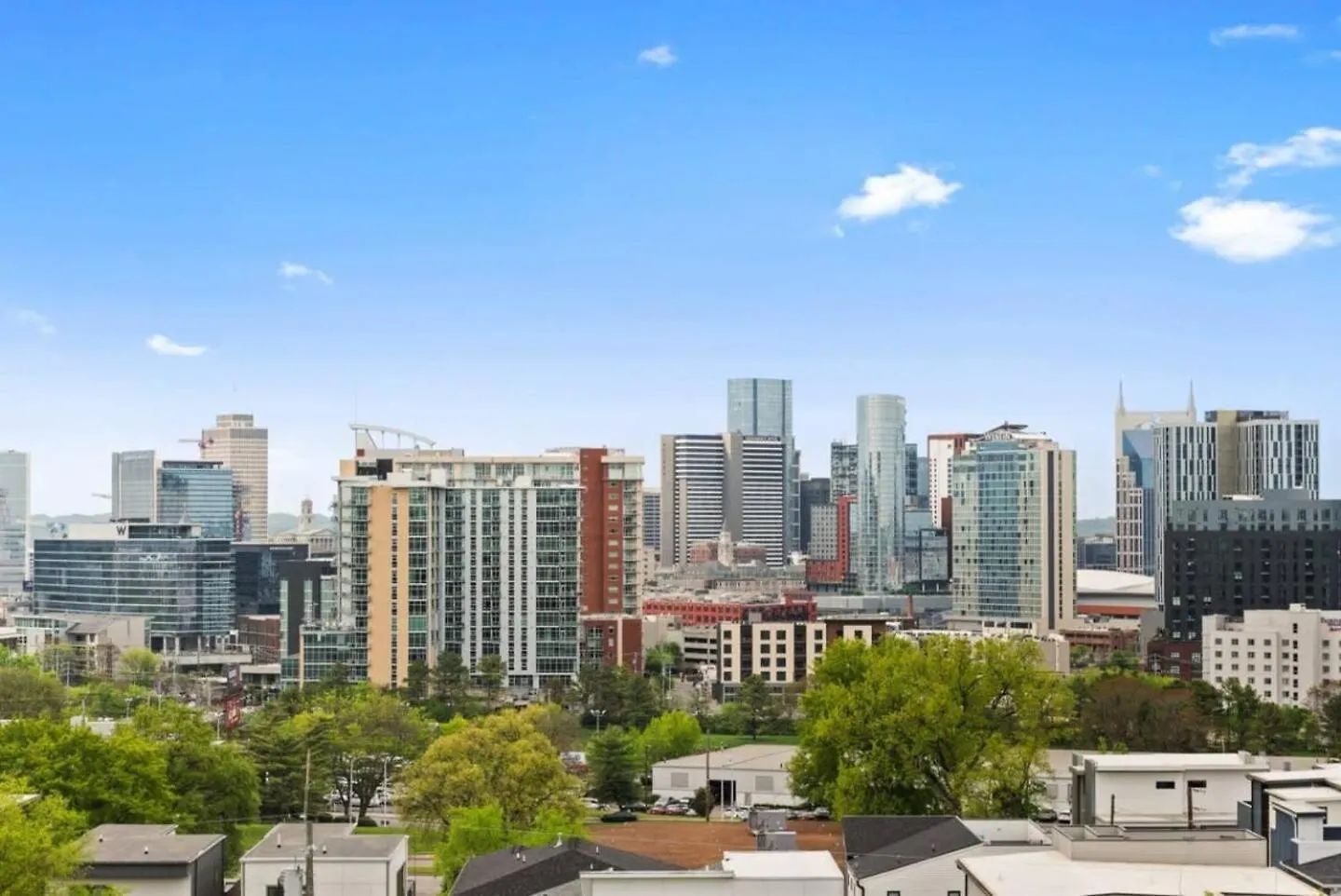 City Rooftop Views For Days 1 Mile To Downtown Nashville 0*,